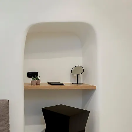 Utopia Hotel Karterados (Santorini)