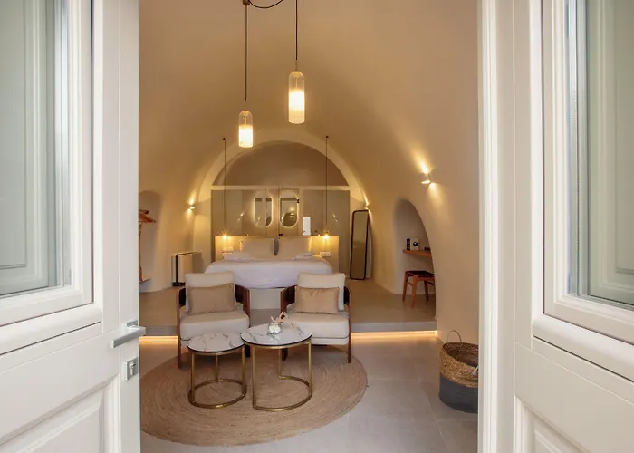 Utopia Karterados (Santorini)